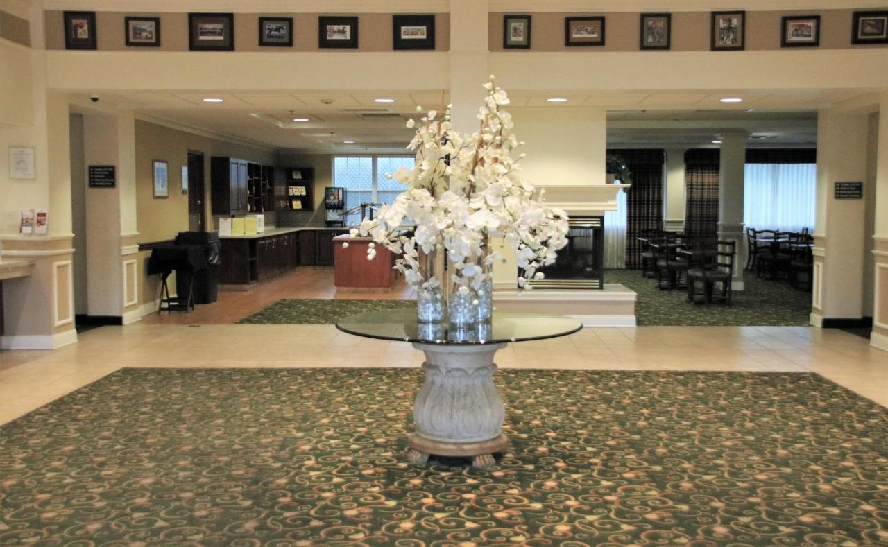 Hawthorn Suites By Wyndham Louisville East Eksteriør billede