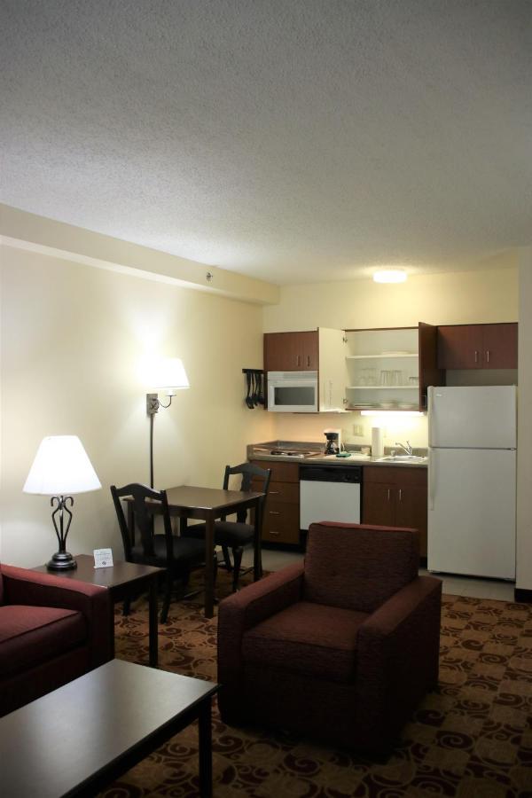 Hawthorn Suites By Wyndham Louisville East Eksteriør billede