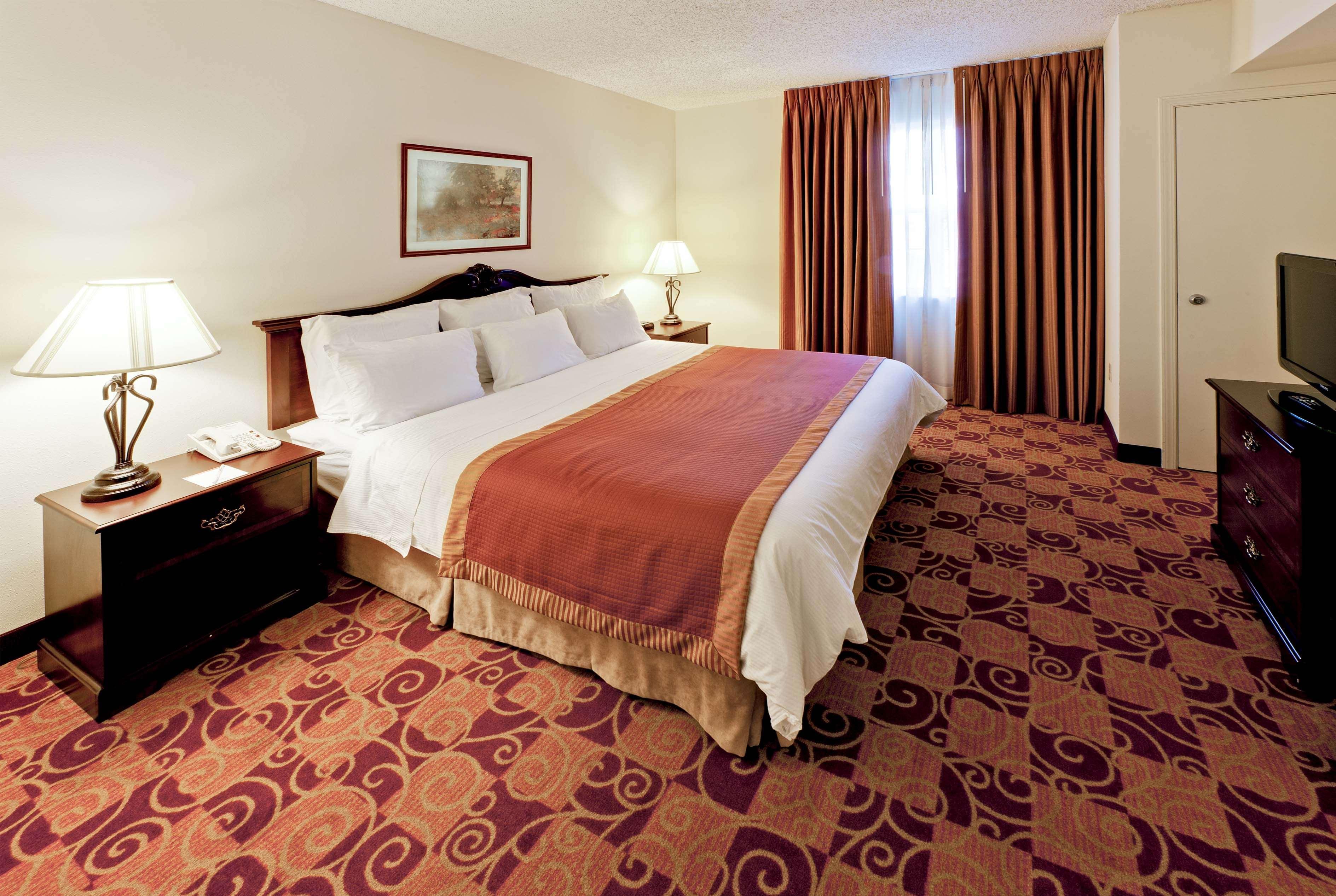 Hawthorn Suites By Wyndham Louisville East Eksteriør billede