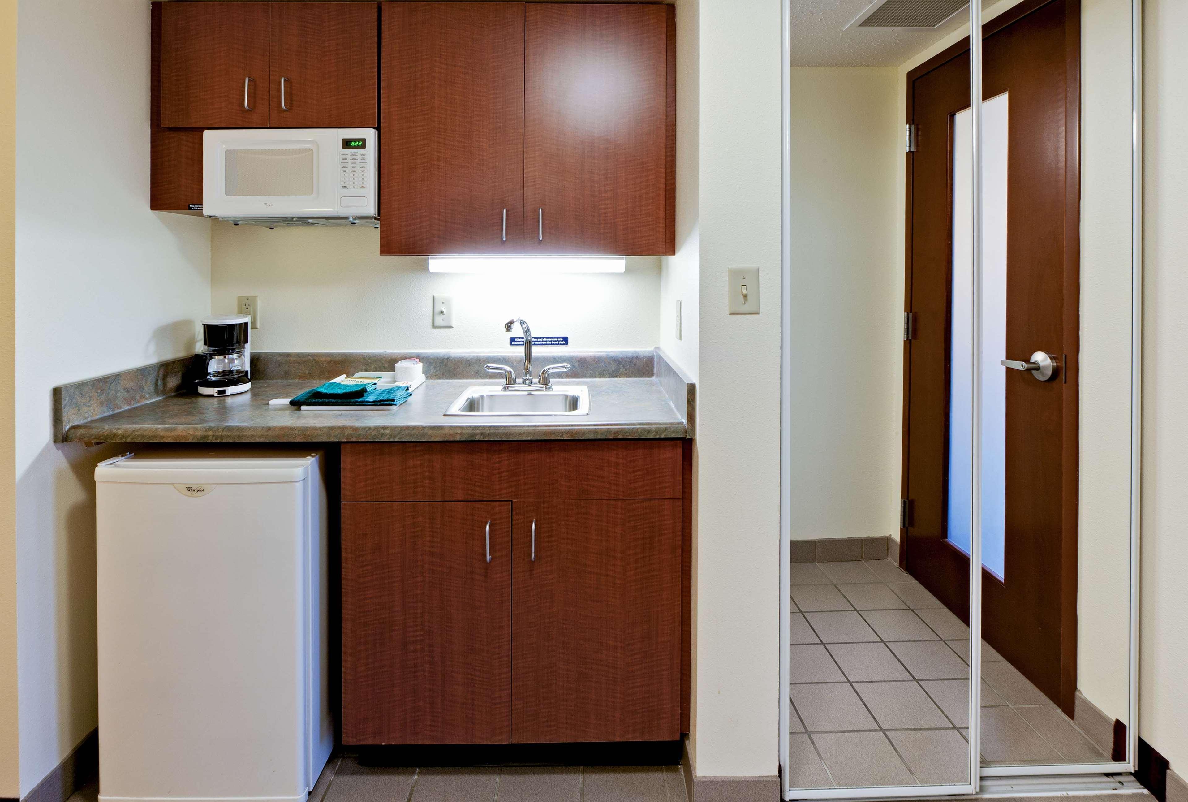 Hawthorn Suites By Wyndham Louisville East Eksteriør billede