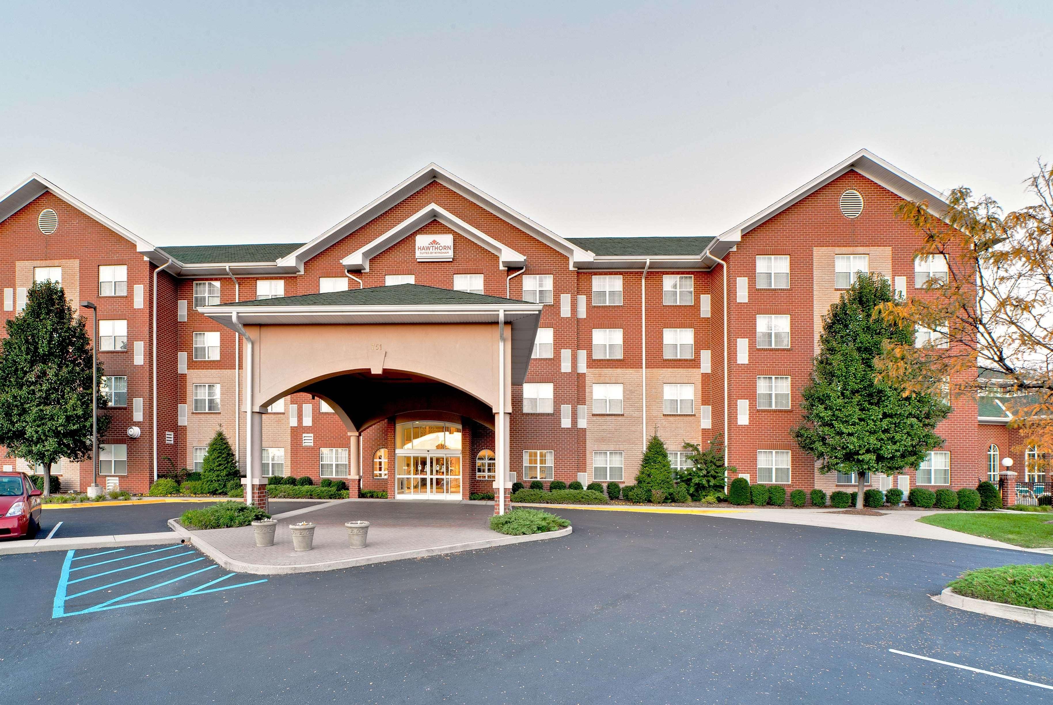Hawthorn Suites By Wyndham Louisville East Eksteriør billede