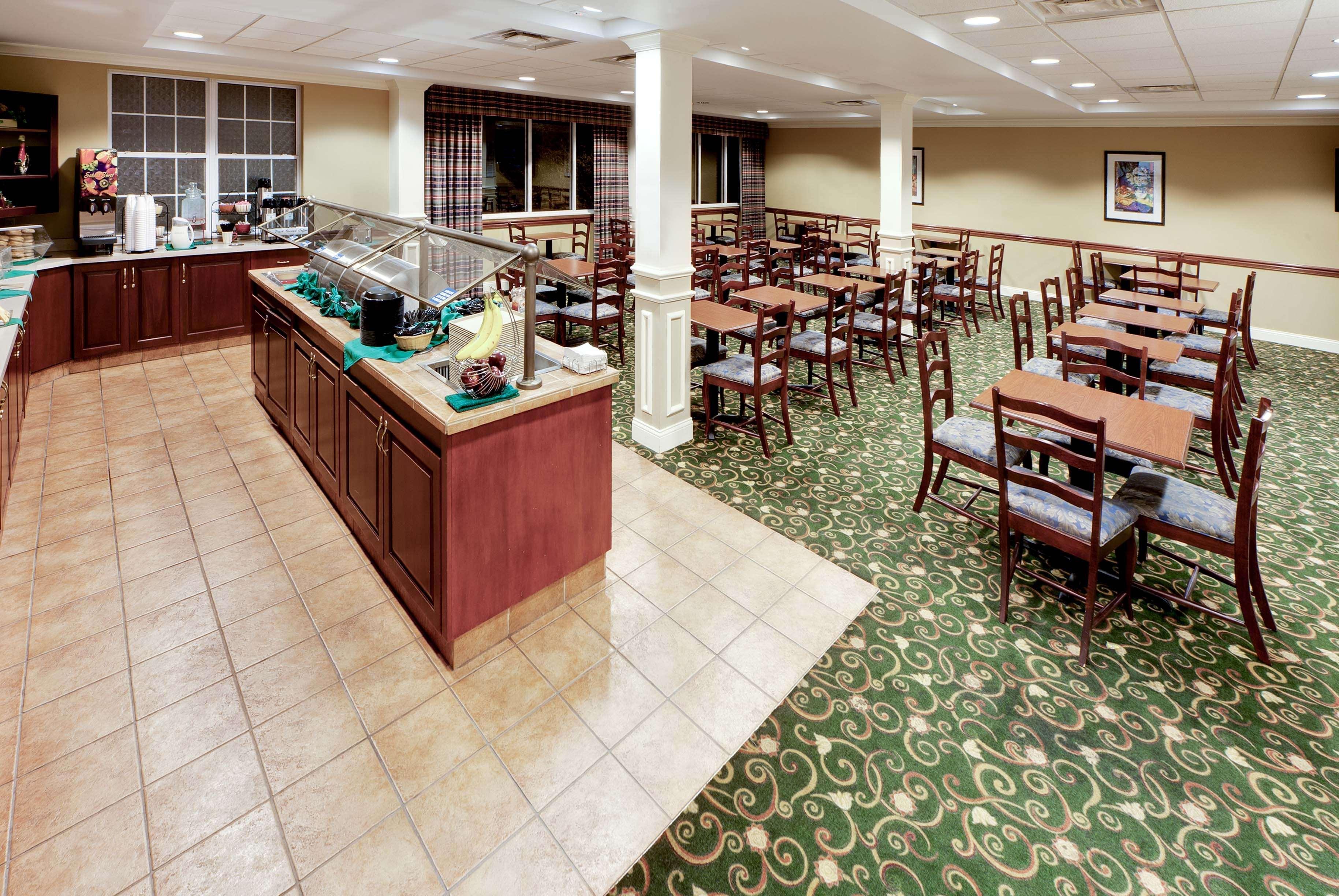 Hawthorn Suites By Wyndham Louisville East Eksteriør billede
